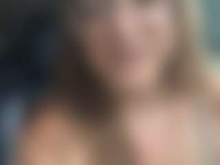Lona P.'s Live Sex Cam Show