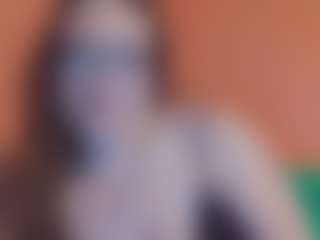 Lona P.'s Live Sex Cam Show
