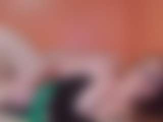 Lona P.'s Live Sex Cam Show