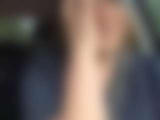 Lona P.'s Live Sex Cam Show