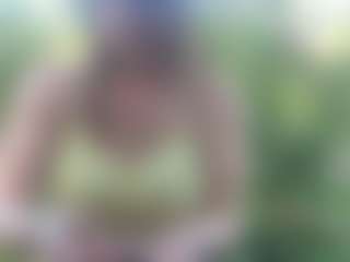 Lona P.'s Live Sex Cam Show