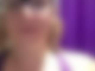 Lona P.'s Live Sex Cam Show