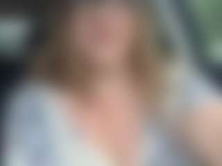 Lona P.'s Live Sex Cam Show