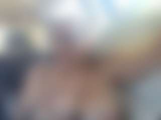 Lona P.'s Live Sex Cam Show