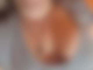 Live cam show with Lona P. - Big Tits MILF on Soda Cam