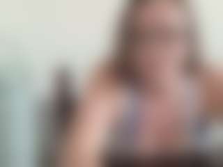 Lona P.'s Live Sex Cam Show