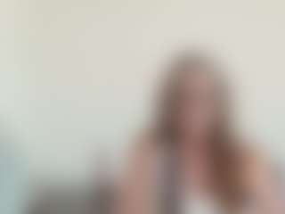 Lona P.'s Live Sex Cam Show