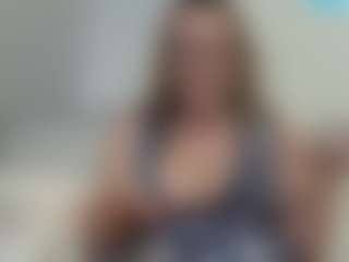 Lona P.'s Live Sex Cam Show
