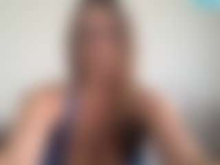 Lona P.'s Live Sex Cam Show
