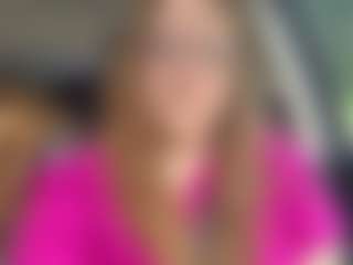 Lona P.'s Live Sex Cam Show