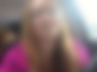 Lona P.'s Live Sex Cam Show