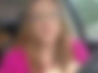 Lona P.'s Live Sex Cam Show