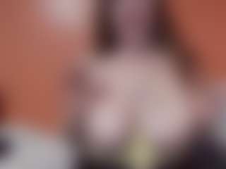 Lona P.'s Live Sex Cam Show