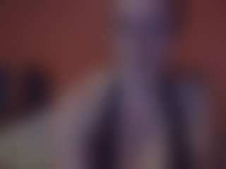 Live cam show with Lona P. - Spy MILF on Camsoda