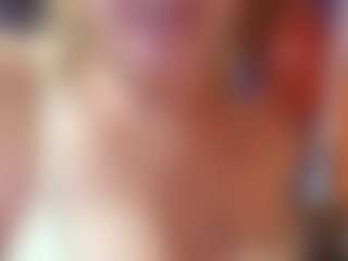 Lona P.'s Live Sex Cam Show