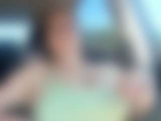 Live cam show with Lona P. - Mobile on Camsoda