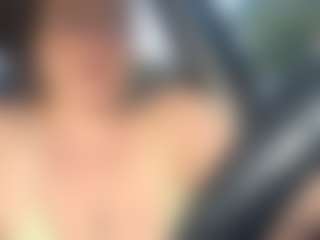 Lona P.'s Live Sex Cam Show