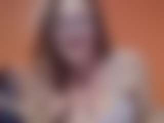 Lona Pounder's Live Sex Cam Show