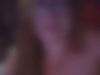 Lona Pounder's Live Sex Cam Show