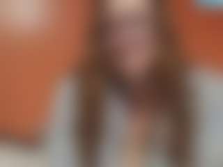 Lona Pounder's Live Sex Cam Show