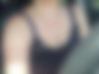 Lona Pounder's Live Sex Cam Show