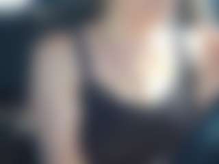Lona Pounder's Live Sex Cam Show