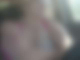 Lona Pounder's Live Sex Cam Show