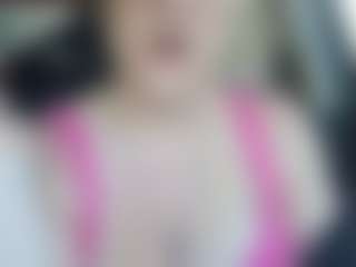 Lona Pounder's Live Sex Cam Show