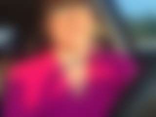 Lona Pounder's Live Sex Cam Show