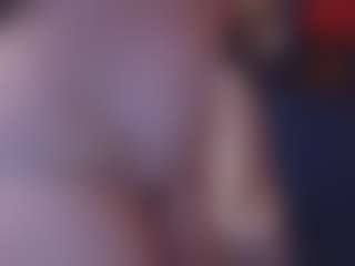 Lona Pounder's Live Sex Cam Show