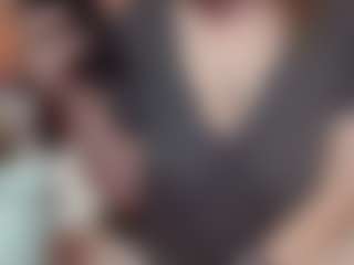 Lona Pounder's Live Sex Cam Show