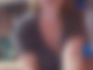 Lona Pounder's Live Sex Cam Show