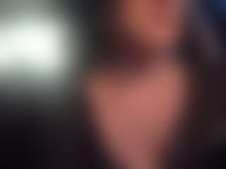 Lona Pounder's Live Sex Cam Show