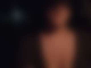 Lona Pounder's Live Sex Cam Show