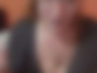 Lona Pounder's Live Sex Cam Show