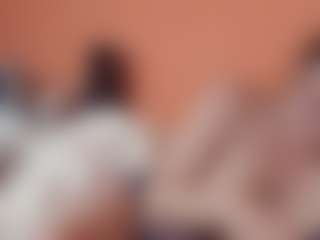 Lona Pounder's Live Sex Cam Show