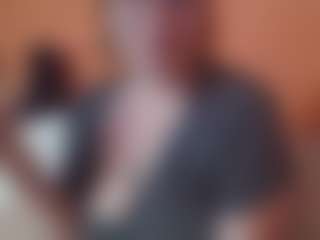 Lona Pounder's Live Sex Cam Show