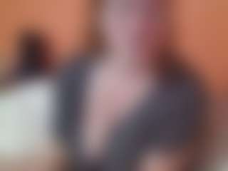 Lona Pounder's Live Sex Cam Show