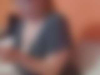 Lona Pounder's Live Sex Cam Show