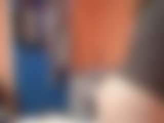 Lona Pounder's Live Sex Cam Show