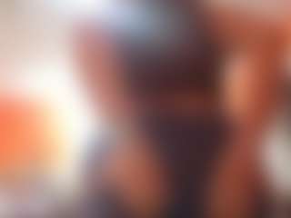 Lona Pounder's Live Sex Cam Show
