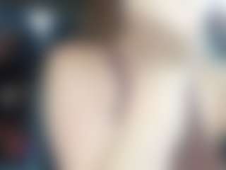 Lona Pounder's Live Sex Cam Show