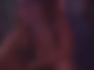Lona Pounder's Live Sex Cam Show