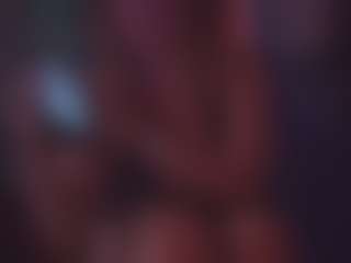Lona Pounder's Live Sex Cam Show