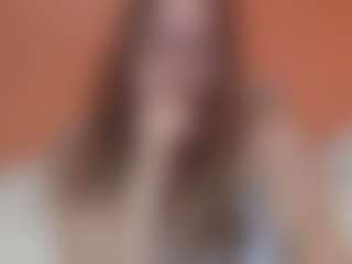 Lona Pounder's Live Sex Cam Show