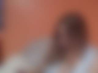 Lona Pounder's Live Sex Cam Show