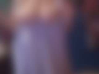 Lona Pounder's Live Sex Cam Show