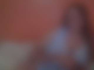 Live cam show with Lona Pounder - Smoking on Camsoda