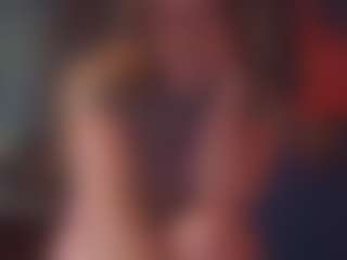 Lona Pounder's Live Sex Cam Show