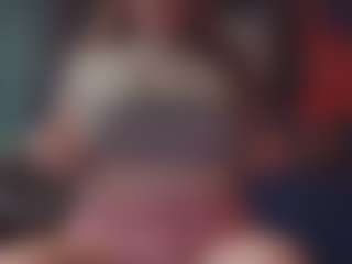 Lona Pounder's Live Sex Cam Show